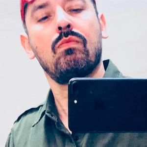 Meet your Posher, Eduardo